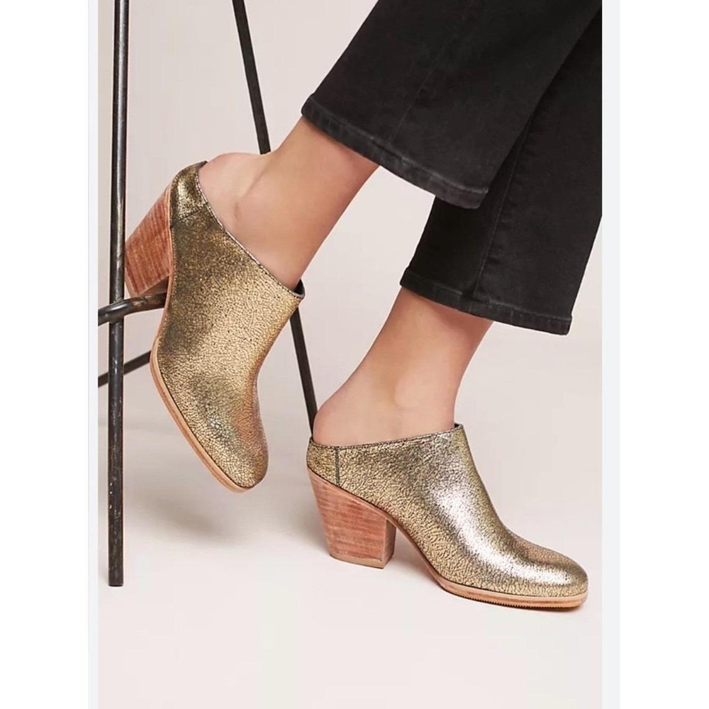Rachel Comey Mars Metallic Gold Leather Mules Size 7 (Runs small)
